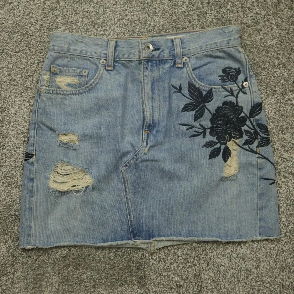 Rag & Bone Skirt Womens 25 Blue Denim Distressed Embroidered Floral USA